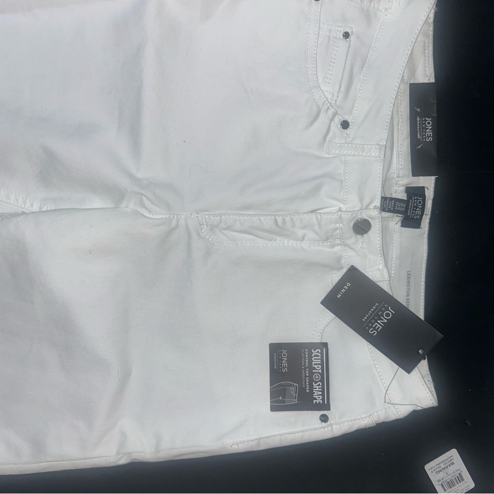 Jones New York Signature White Jeans
